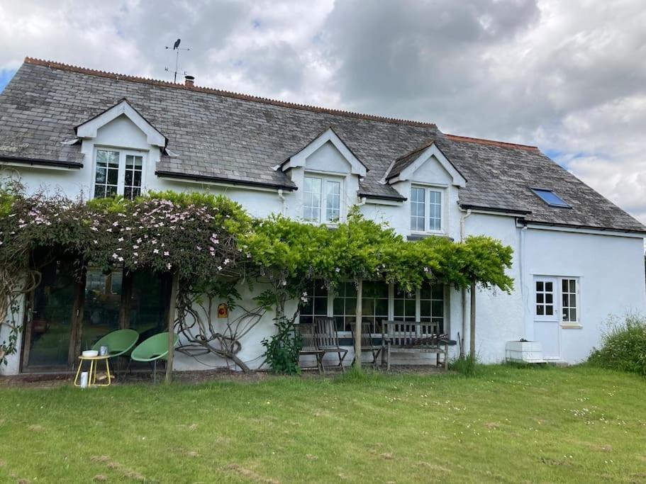 Apartment Rural Devon Retreat In Stunning Exe Valley. Exeter